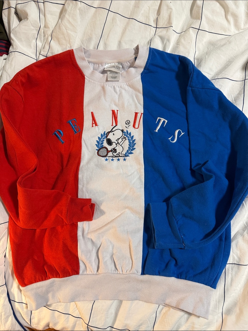 Peanuts Colorblock Crewneck sweatshirt - Red, White & Blue snoopy tennis medium